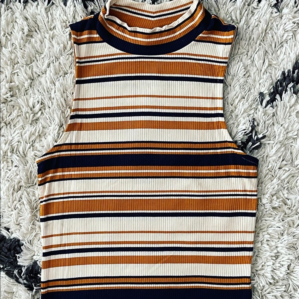 Aeropostale: Striped Crop Top